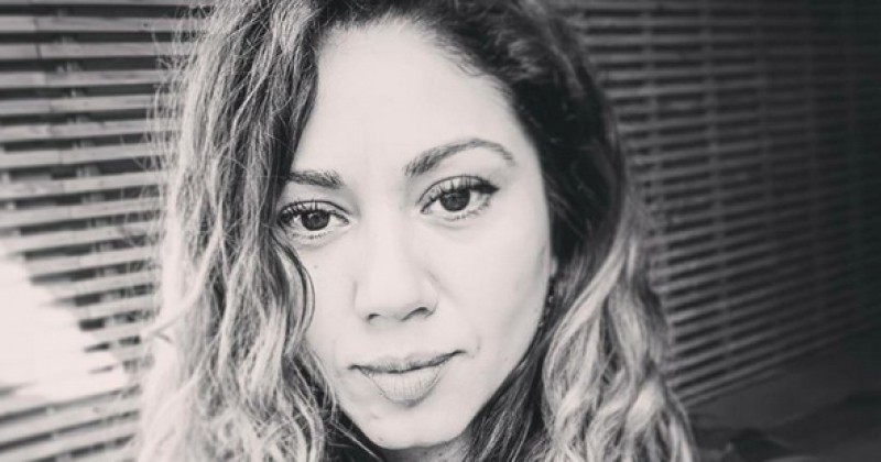 Hallaron asesinada brutalmente a golpes y puñaladas a la fotoperiodista chilena Albertina Martínez Burgos: documentó abusos policíacos en Chile / Su material, robado