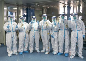 China tiene casi 6.000 casos confirmados de coronavirus de Wuhan. Se estima 132 fallecido