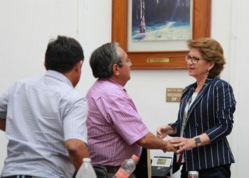 Recibe gobierno del Estado a transportistas