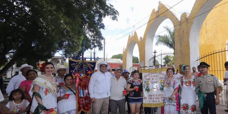 Con tradicional convite dio inicio la Expoferia Valladolid 2020, la Fiesta Colonial de Yucatán