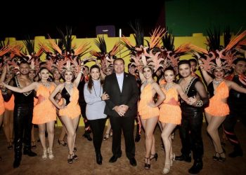 El alcalde Renán Barrera Concha presentó el programa del Carnaval de Mérida 2020