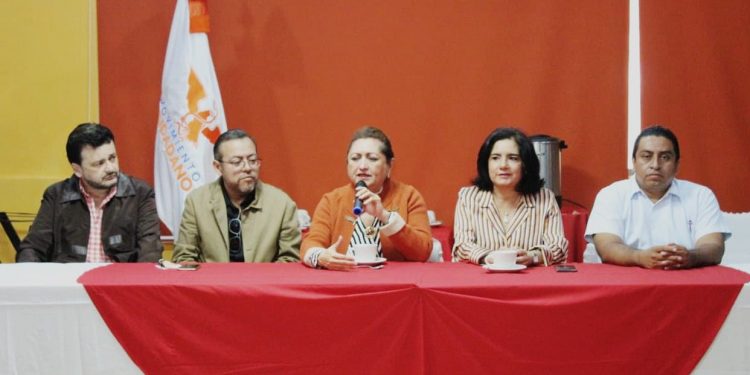 Movimiento Ciudadano se reúne con la organización “Los Notables”