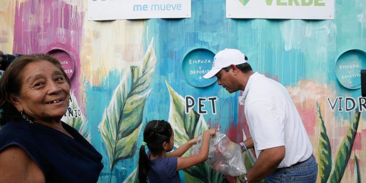 Inauguran en el Jardín Bepensa el cuarto Mega Punto Verde
