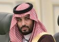 El príncipe heredero de Arabia Saudí Mohammed bin Salman pirateó el smartphone de Jeff Bezos, dice The Guardian y robó información