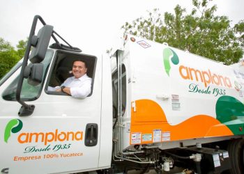 Alcalde Renán Barrera inauguró las nuevas oficinas de la empresa Pamplona