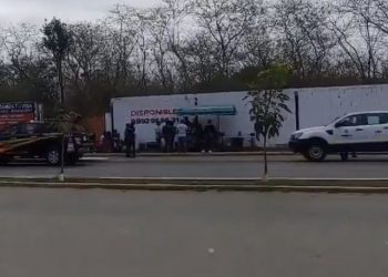 Prociby dice que “recibió denuncia ciudadana sobre unos puestos de comida” en la carretera Mérida-Cholul