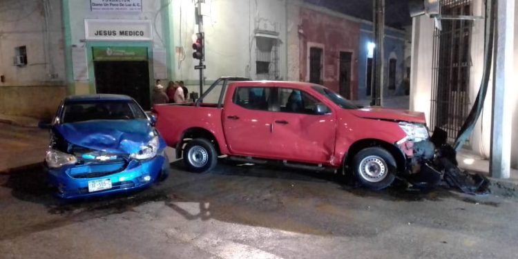 Choque de madrugada en el centro de Mérida