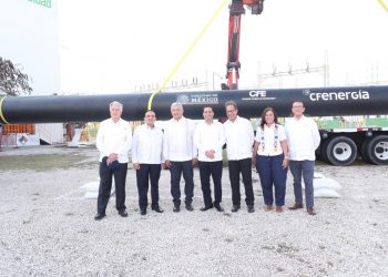 El presidente Andrés Manuel López Obrador y el gobernador Mauricio Vila Dosal ponen en marcha obras de infraestructura energética