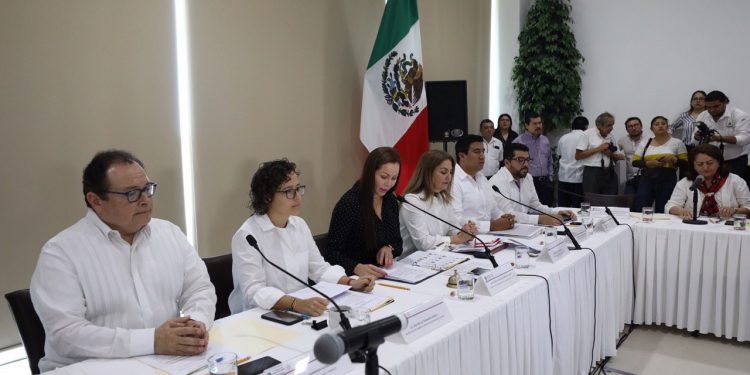 El estado registró un crecimiento del 2.4% cifra que contrasta con el decremento a nivel nacional que fue -.01%, afirmaron funcionarios en el Congreso / Yucatán se consolida como un destino atractivo con mejores servicios y atención para el turismo, dijeron en comparecencia