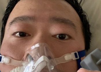 Muerte de Li Wenliang, el doctor censurado por alertar del brote de coronavirus en Wuhan, se convirtió en tendencia mundial en internet