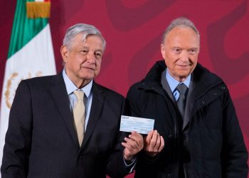 FGR entregó 2 mil millones de pesos al Instituto para Devolver al Pueblo lo Robado; se repartirán a ganadores del sorteo de la Lotería Nacional, dijo el presidente AMLO