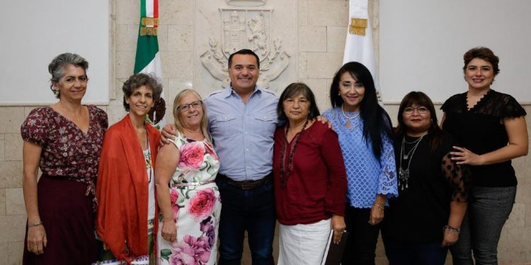 Ayuntamiento de Mérida “trabaja de la mano con organizaciones civiles para visibilizar y solucionar el grave problema” de la violencia contra las mujeres, aseguran autoridades municipales