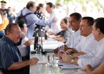 Acudieron más de 500 personas a pedir apoyos, presentar propuestas y solicitar información al primer Miércoles Ciudadano del 2020 del Ayuntamiento de Mérida