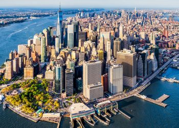 Las escuelas cierran en Nueva York, comenzando el lunes 16 de marzo