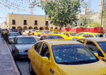 Dice Huacho Díaz que se logró reapertura del centro de Valladolid / Habrá reunión con el IMDUT  / No circularán taxis hasta que se dictamine situación legal de sus concesiones, afirmó el funcionario federal