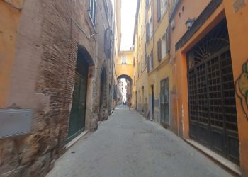 El gobierno italiano ordena: cerrar tiendas, bares, pubs, restaurantes