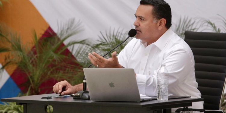 Las labores para prevenir la propagación del coronavirus ya llegaron a todas las comisarías y subcomisarías meridanas, afirma el alcalde Renán Barrera Concha