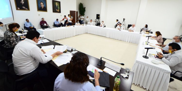 Aprueban diputados locales ampliación presupuestal como plan de contingencia ante Covid-19 pero descartan solicitar empréstito por 1720 millones / Morena se opone a todo
