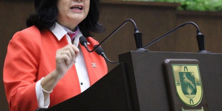 La diputada por Movimiento Ciudadano, Milagros Romero Bastarrachea invitó a las titulares de las Secretarías del gobierno del estado a tener sororidad con las mujeres yucateca