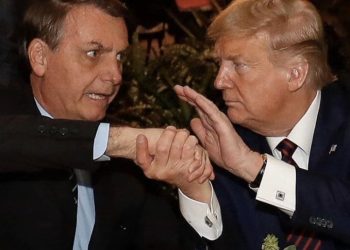 Los errores de Donald Trump por la crisis del coronavirus: dio marcha atrás a la prohibición del transporte de carga desde Europa a Estados Unidos / Bolsonaro sí tendría el coronavirus