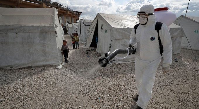 “Se extiende a nivel mundial una epidemia de desinformación. Proliferan los consejos de salud perjudiciales y los tratamientos médicos falsos”, advierte la ONU