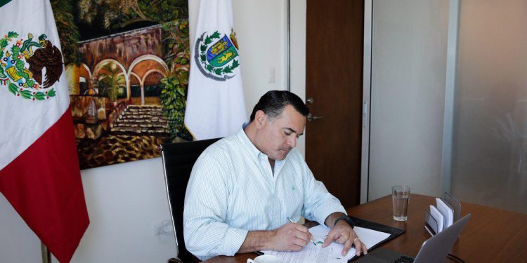 El alcalde Renán Barrera “respalda con nuevos programas a la comunidad artística local, afectada por la contingencia sanitaria causada por el Covid-19”