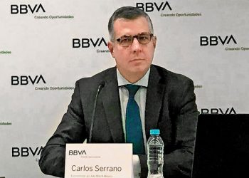 Para el BBVA la estrategia del presidente, AMLO, ante el  coronavirus, debe ser aumentar el nivel de la deuda del país, de 54% a 60% del PIB, a través de la contratación de deuda pública “temporal” para enfrentar el hundimiento por el coronavirus