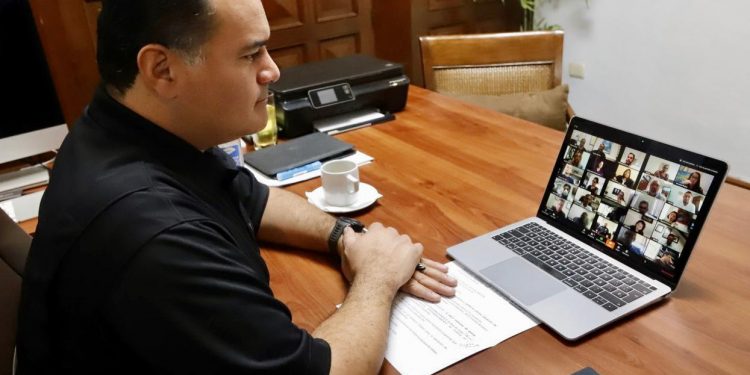 Ayuntamiento de Mérida presenta programa de asistencia vial para vehículos de giros esenciales que siguen laborando durante la contingencia sanitaria