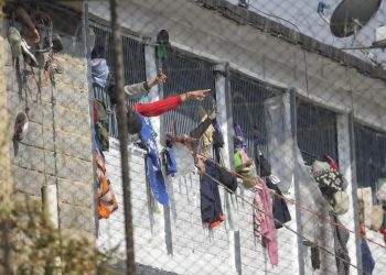 Advierte José Miguel Vivanco de Human Rights Watch: “Un brote de Covid-19 en cárceles generaría problema de salud pública” en América Latina