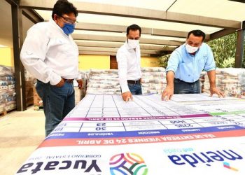 Habitantes de comisarías y zonas marginadas de Mérida están recibiendo 80,000 paquetes de ayuda alimentaria durante contingencia por Coronavirus