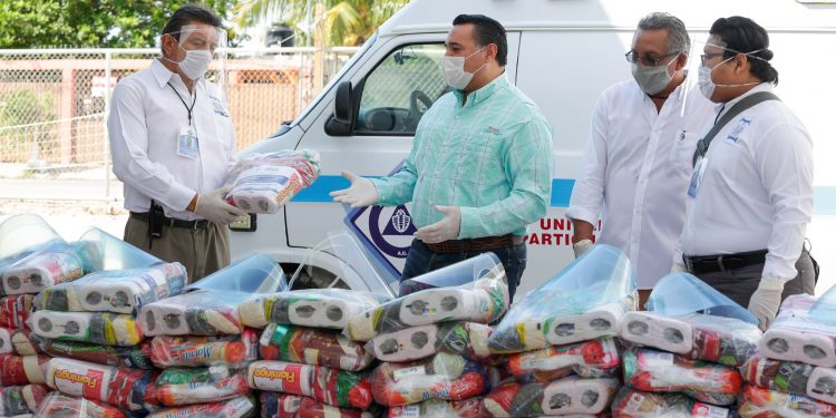 El Ayuntamiento de Mérida debe sumarse a la tarea de reactivar la economía del municipio y del Estado ante la recesión económica: para eso hay que reformular el presupuesto del presente año y conseguir una línea de financiamiento, dice el alcalde Renán Barrera Concha