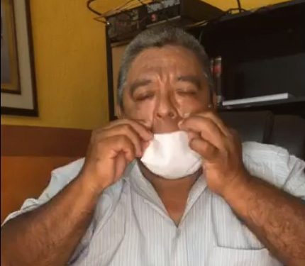 Alcalde de Tzucacab pide a la población no salir a la calle, luego de que se detectó un caso de coronavirus en dicho municipio y prohíbe el ingreso de camionetas del transporte público