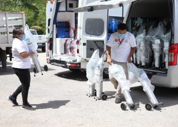 Ambulancias continúan siendo equipadas para ofrecer traslados más seguros a pacientes con Coronavirus
