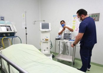 Gobierno del Estado continúa equipando a hospitales públicos, informan