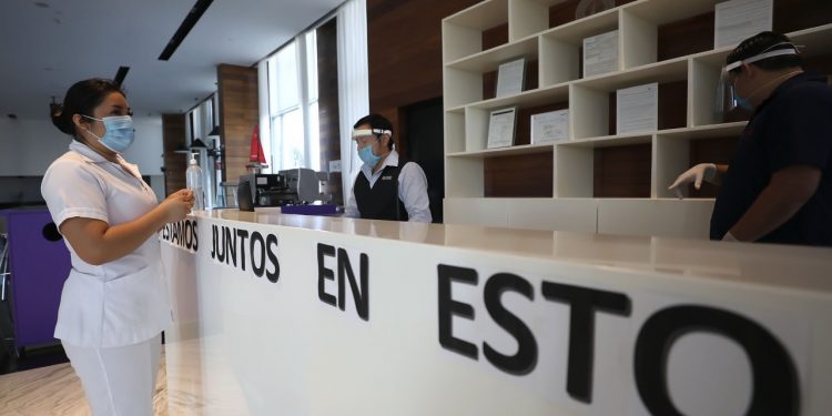 Personal médico y hospitalario de Yucatán protege a sus familias y descansa con mayor tranquilidad en habitaciones de hotel gestionadas por el Gobernador Mauricio Vila Dosal