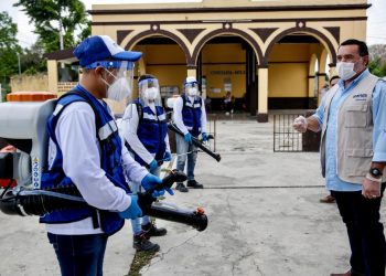El alcalde Renán Barrera pone en marcha la campaña de fumigación y abatización 2020 para evitar la proliferación de mosquitos