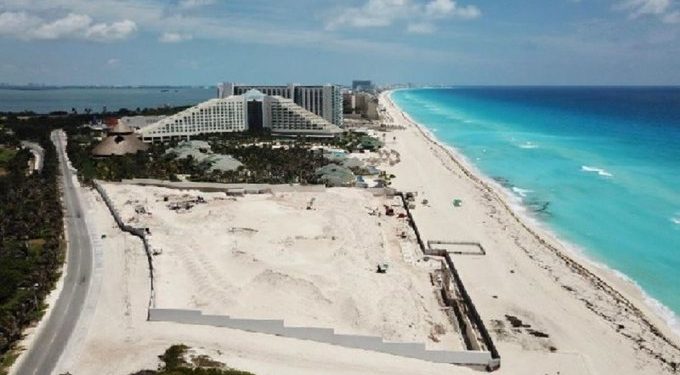 Anuncia alcaldesa Mara Lezama suspensión de licencia de construcción de Grupo Solaris, en predio ubicado a un costado de playa delfines en Cancún