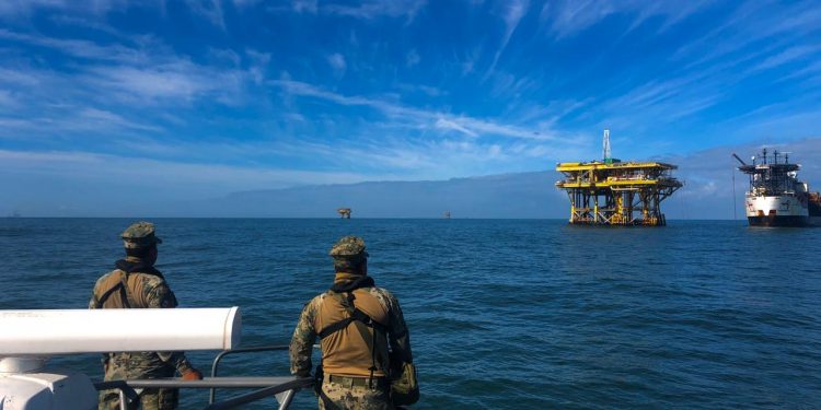 La Secretaría de Marina-Armada de México mantiene reforzamiento de seguridad en la Sonda de Campeche ante la presencia de grupos criminales armados