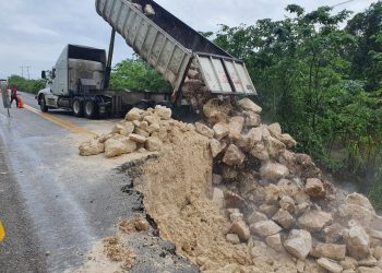 Repara SCT daños provocados por “Cristóbal” en diferentes puntos de las carreteras Villahermosa-Escárcega y Escárcega-Chetumal
