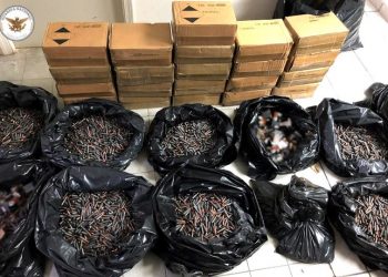 La Guardia Nacional reportó la detención de un ciudadano estadounidense quien transportaba 32 mil cartuchos de grueso calibre en la frontera norte