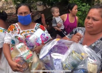INPI entrega víveres en comunidades afectadas por la tormenta Cristóbal