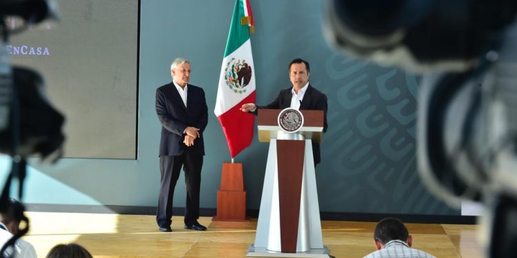 “Yo gobierno con apego a la Constitución y con apego a las leyes”, responde el presidente AMLO a los gobernadores panistas / “Es un asunto político”, y “politiquero”, dice