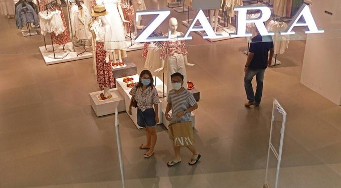 La tienda minorista Zara cerrará hasta 1.200 tiendas en todo el mundo