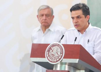 El Director General del IMSS, Zoé Robledo Aburto, tiene COVID-19