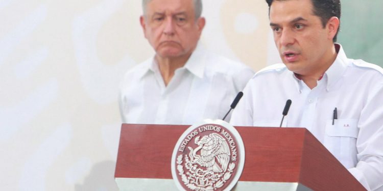 El Director General del IMSS, Zoé Robledo Aburto, tiene COVID-19