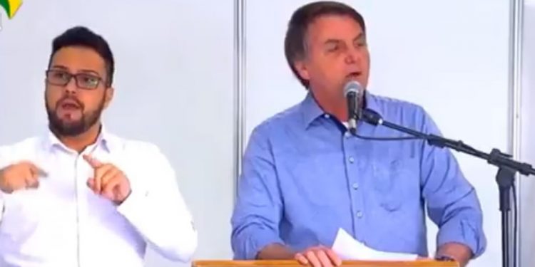 Gobierno brasileño deja de publicar cifras totales de fallecidos e infectados por coronavirus para ocultar dimensión del contagio