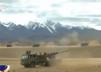 China realiza ejercicios militares con munición real tras choque fronterizo con India en el que murieron al menos 20 soldados de ambas potencias nucleares