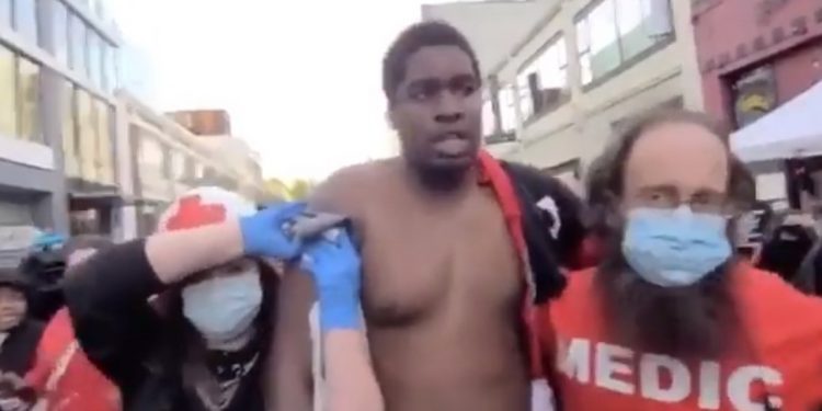 Expertos en derechos humanos instan a Estados Unidos a reformar el sistema judicial para acabar con el racismo