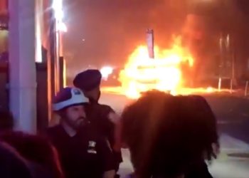 Esconden a Trump en un búnker ante el temor a las manifestaciones que circundan la Casa Blanca