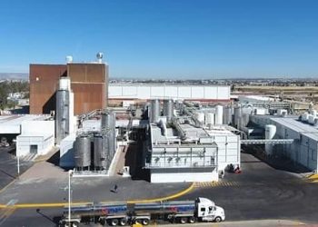Grupo Lala procesará entre 15 y 25 mil litros diarios de leche producida por más de mil pequeños ganaderos locales del sureste